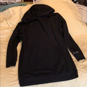 VS sport elongated hooded sweatshirt w/ open back